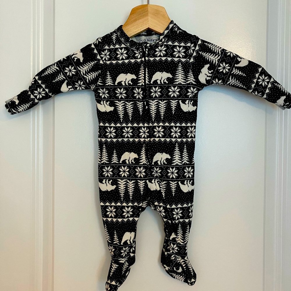 Old Navy Baby Polar Bear Pajamas EUC